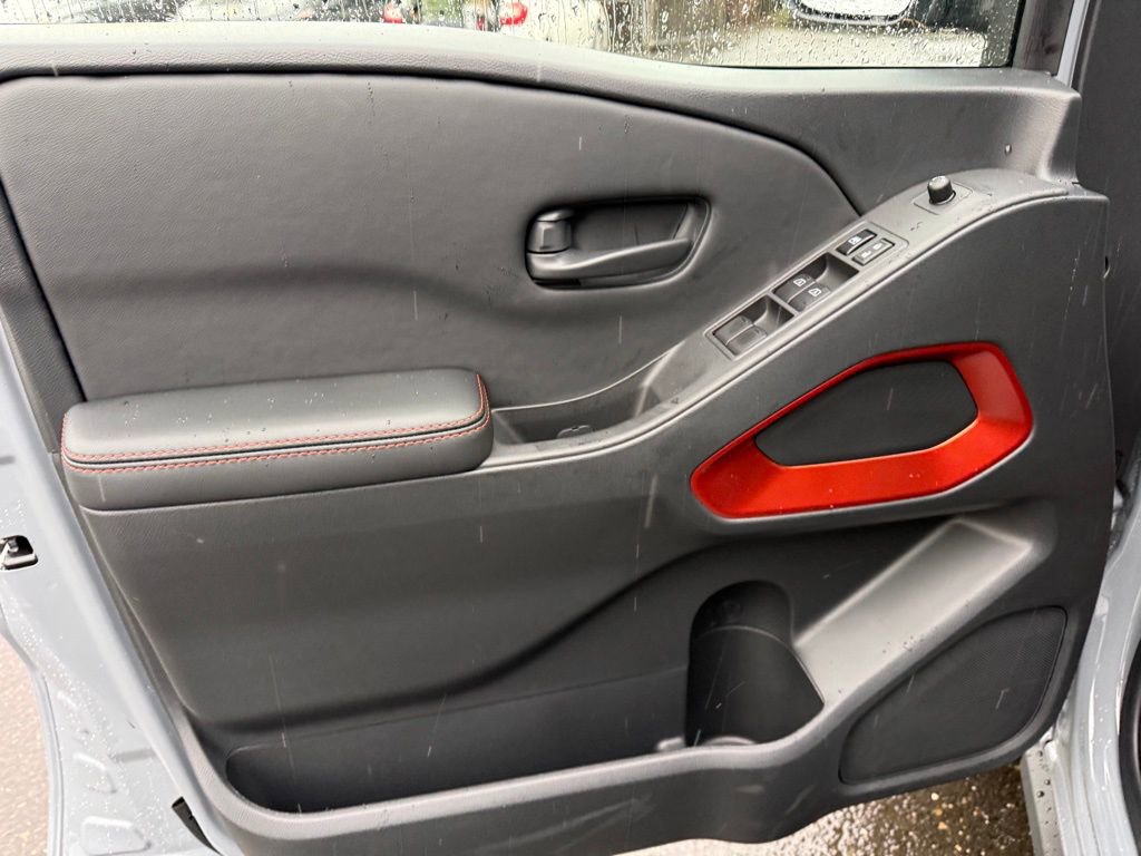 New 2026 Nissan Frontier PRO-4X w/ Pro-4x Convenience Package image 15