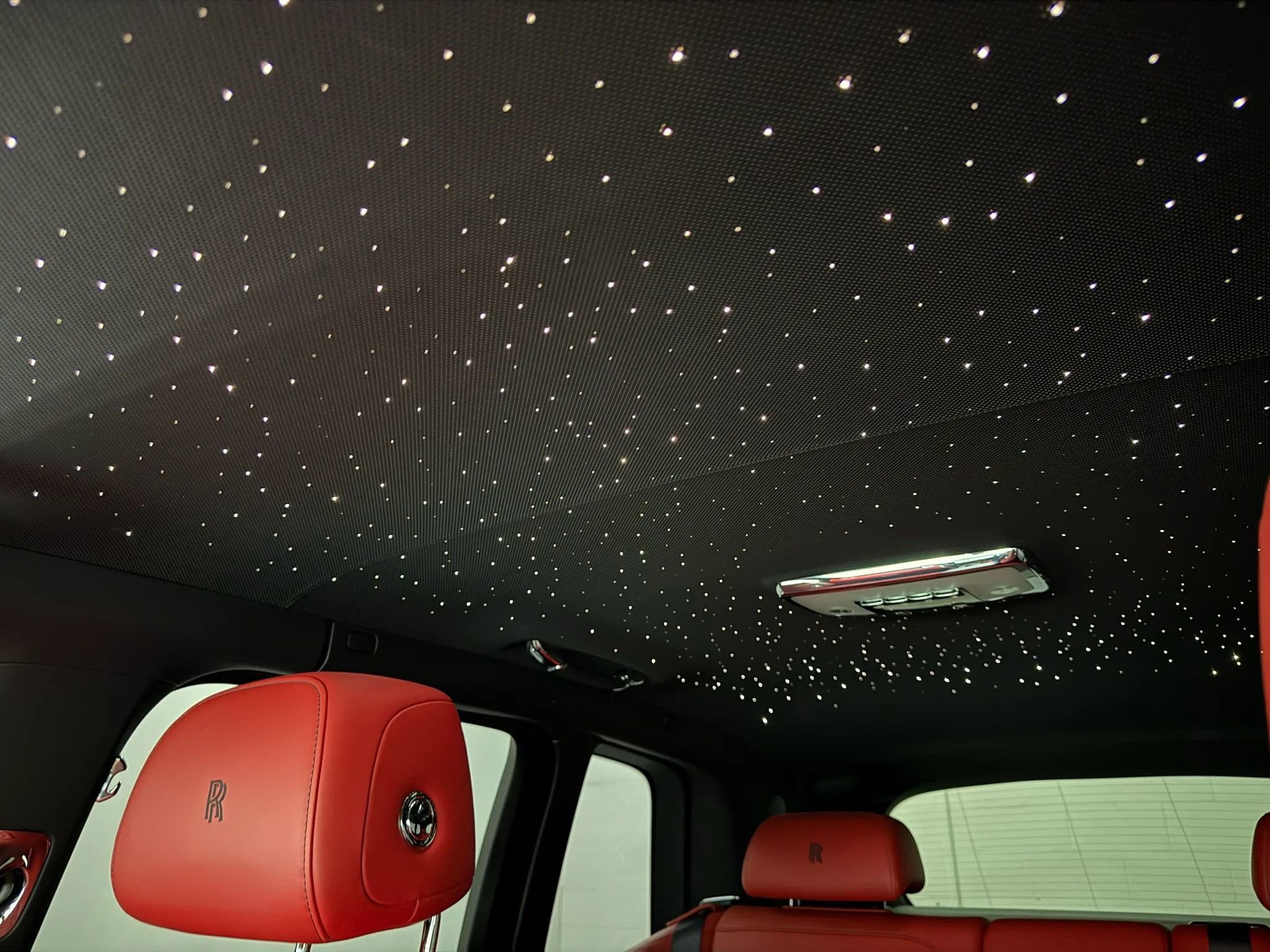 Used 2024 Rolls-Royce Cullinan image 39