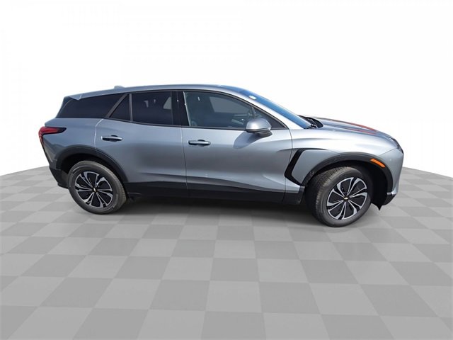 New 2025 Chevrolet Blazer EV LT image 9