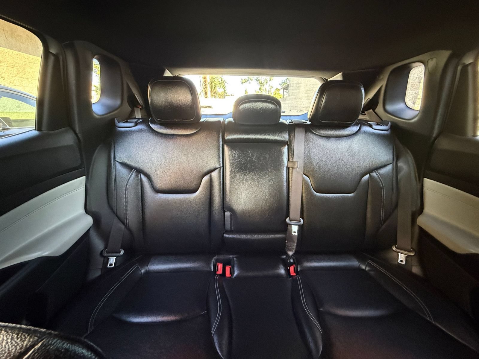 Used 2025 Jeep Compass Limited AWD/4WD image 39
