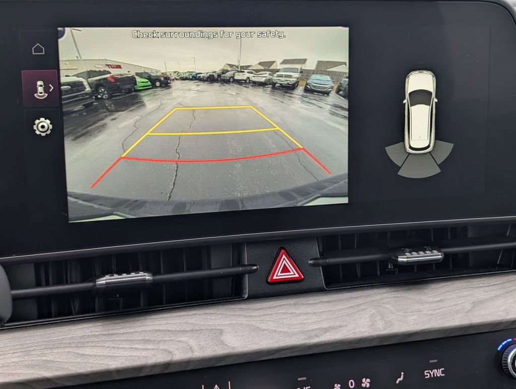 Used 2023 Kia Sportage X-Line w/ X-Line Premium Package image 3