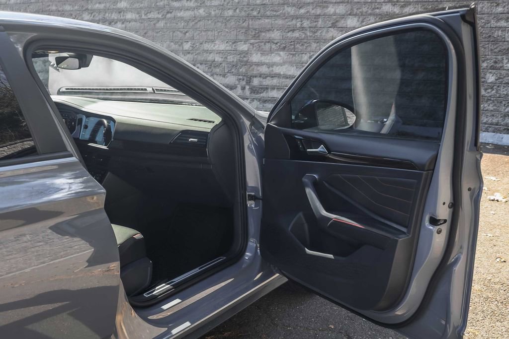 Used 2023 Volkswagen Jetta GLI Autobahn w/ GLI Black Package image 14