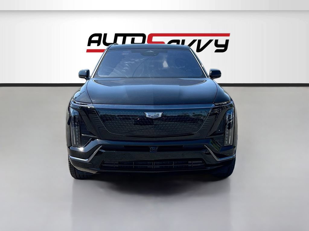 Used 2026 Cadillac Vistiq Sport AWD/4WD image 2
