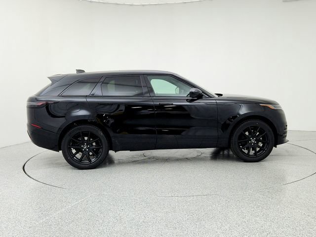 New 2026 Land Rover Range Rover Velar Dynamic SE image 4