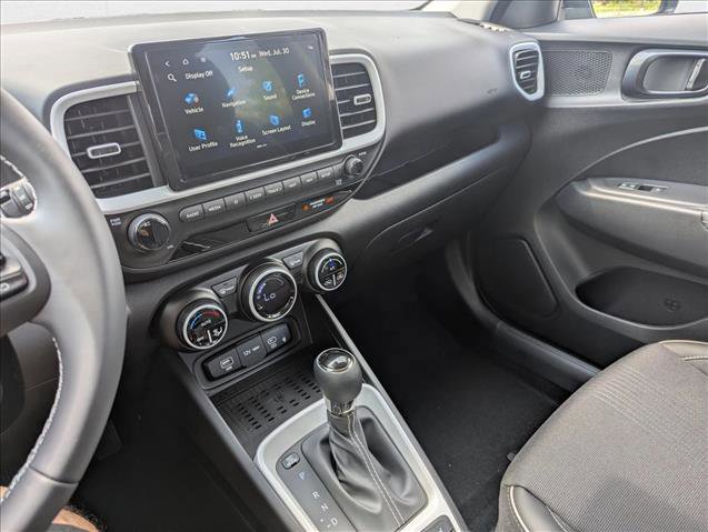 New 2025 Hyundai Venue Limited image 19