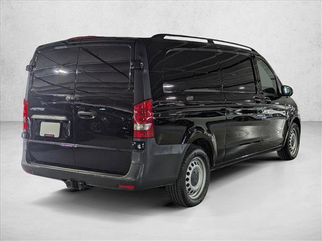 Used 2022 Mercedes-Benz Metris image 5