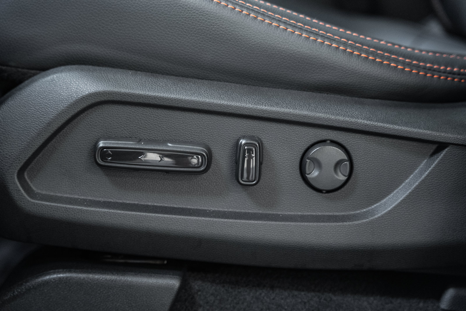 Used 2025 Honda Pilot TrailSport image 47