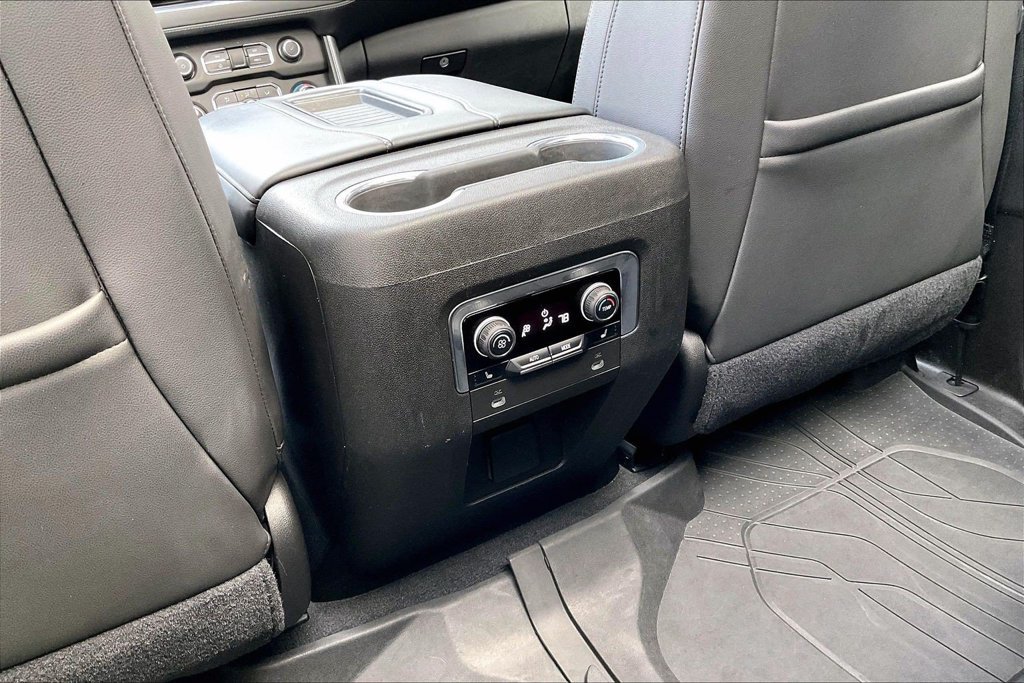 Used 2021 Chevrolet Tahoe Z71 w/ Z71 Signature Package AWD/4WD image 35