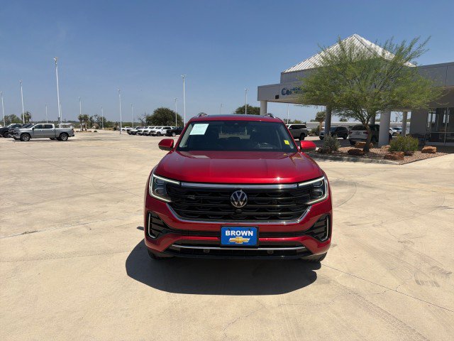 Used 2024 Volkswagen Atlas SEL Premium R-Line AWD/4WD image 2
