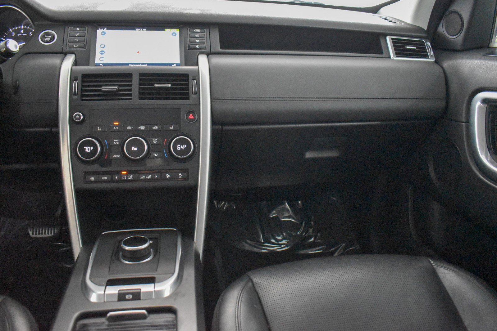 Used 2019 Land Rover Discovery Sport HSE AWD/4WD image 10