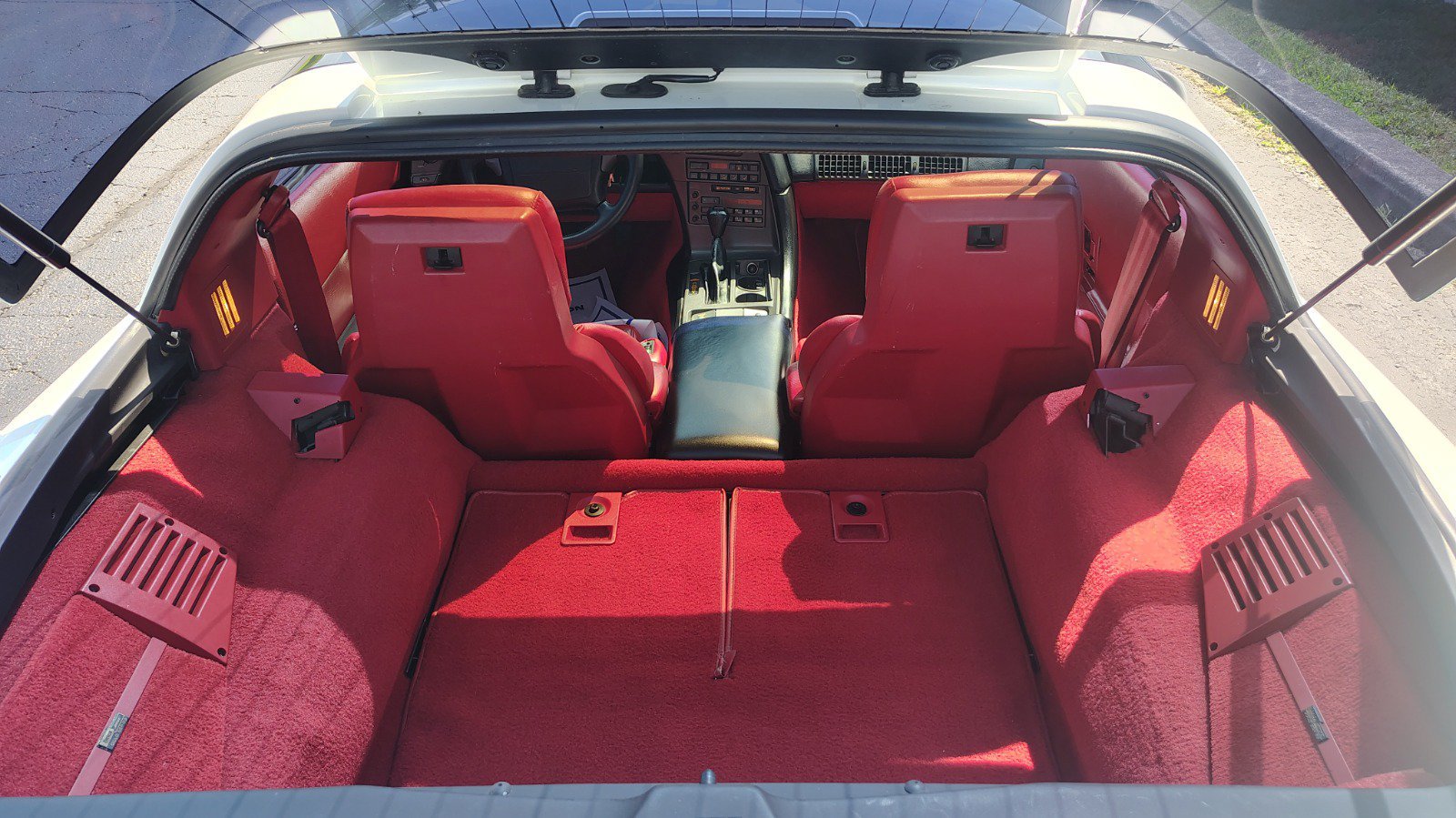 Used 1990 Chevrolet Corvette Coupe RWD image 15