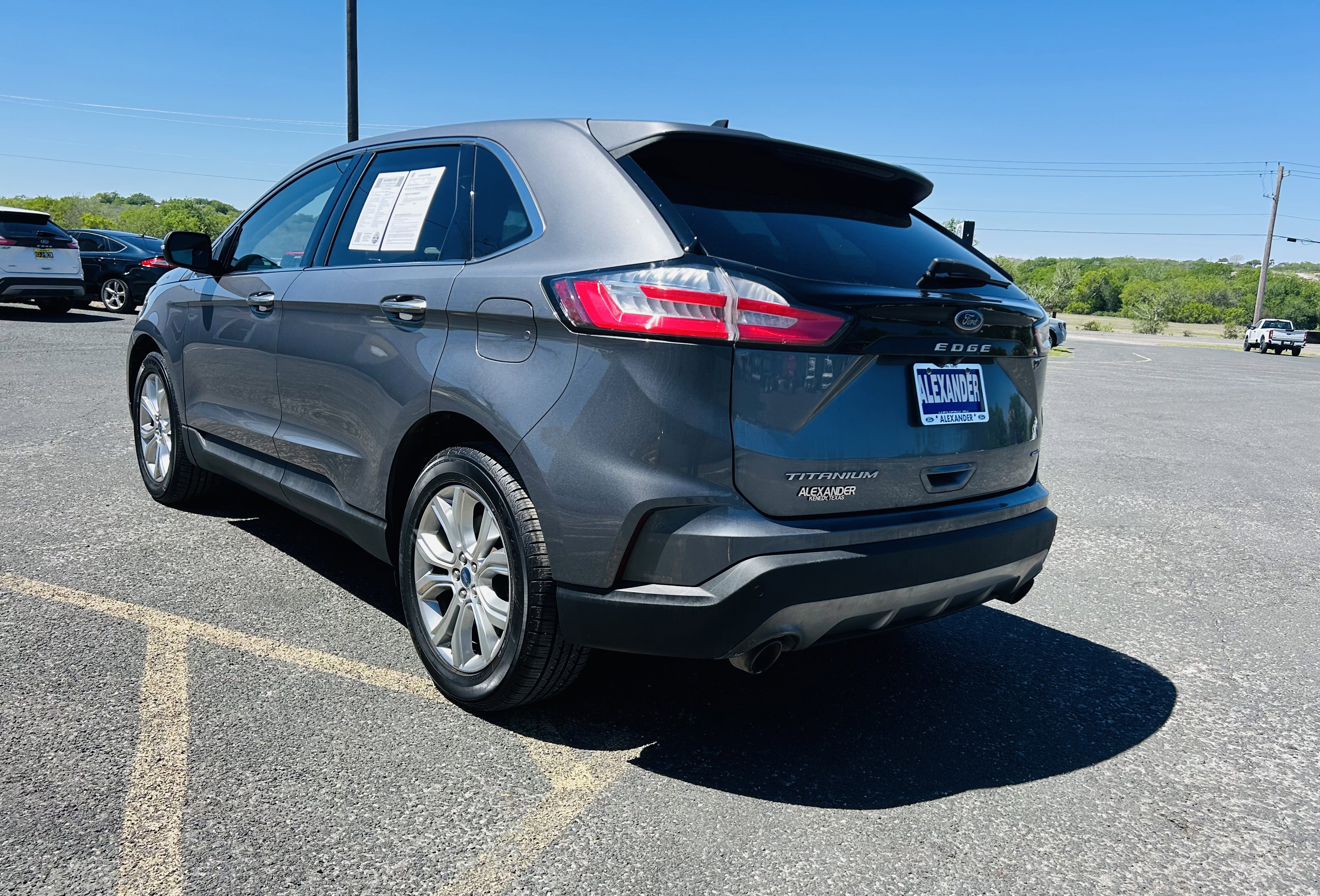 Used 2022 Ford Edge Titanium w/ Equipment Group 301A image 6