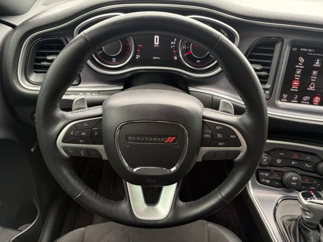 Used 2016 Dodge Challenger R/T Scat Pack w/ Leather Interior Group RWD image 24