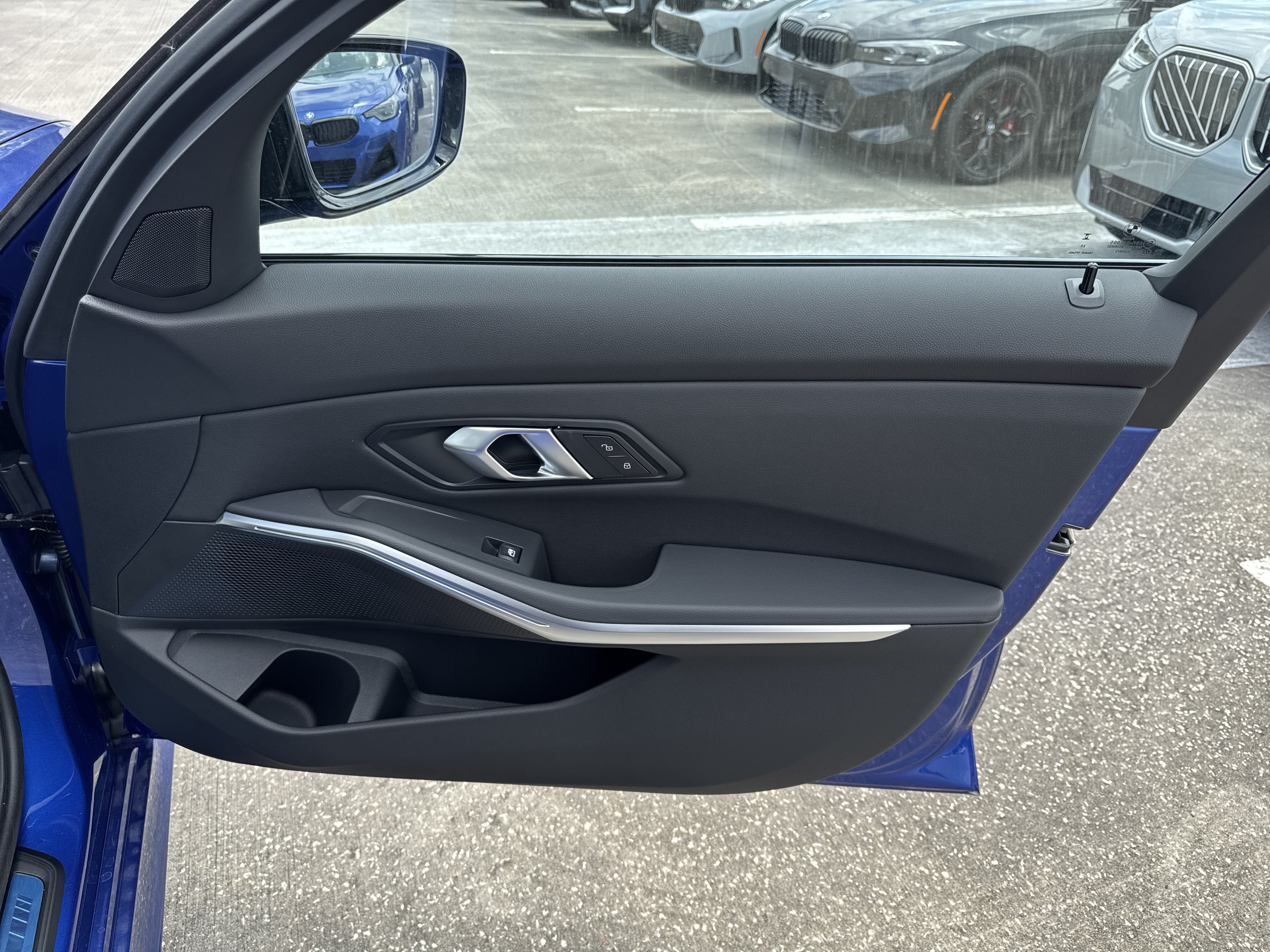 New 2026 BMW 330i Sedan w/ M Sport Package RWD image 8