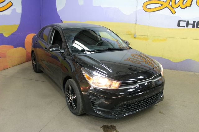 Used 2023 Kia Rio LX FWD image 2
