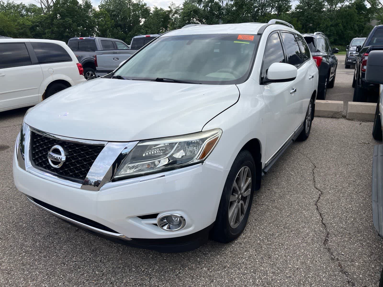 Used 2014 Nissan Pathfinder SL w/ SL Tech Package