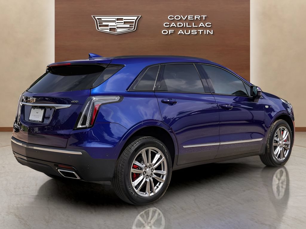 Certified 2025 Cadillac XT5 Sportv w/ Technology Package AWD/4WD image 4