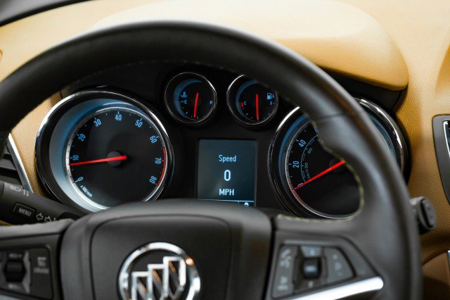 Used 2015 Buick Encore Leather image 16