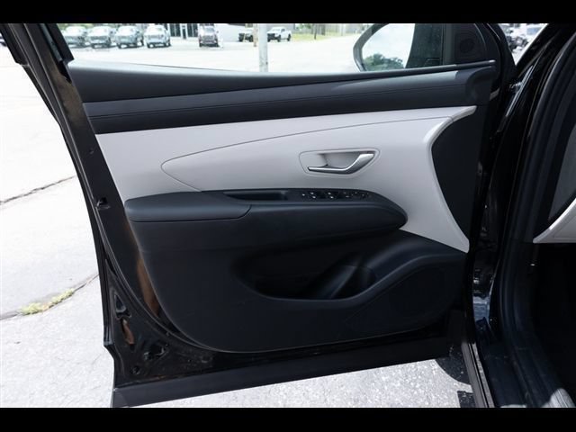 Used 2025 Hyundai Tucson SEL AWD/4WD image 14