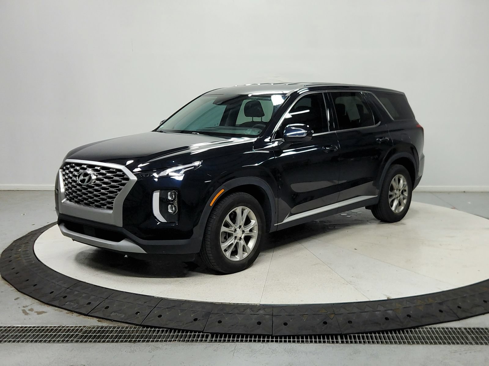 Used 2022 Hyundai Palisade SE AWD/4WD image 4