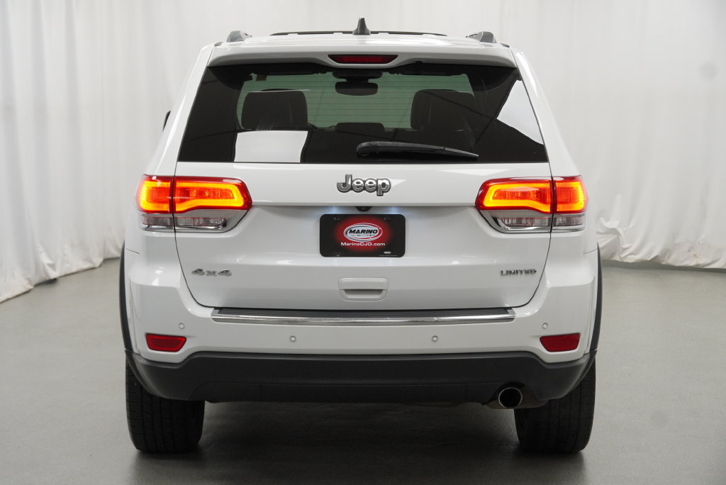Used 2018 Jeep Grand Cherokee Limited AWD/4WD image 15