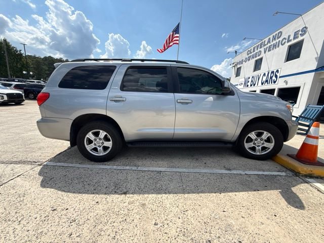Used 2017 Toyota Sequoia SR5 AWD/4WD image 11