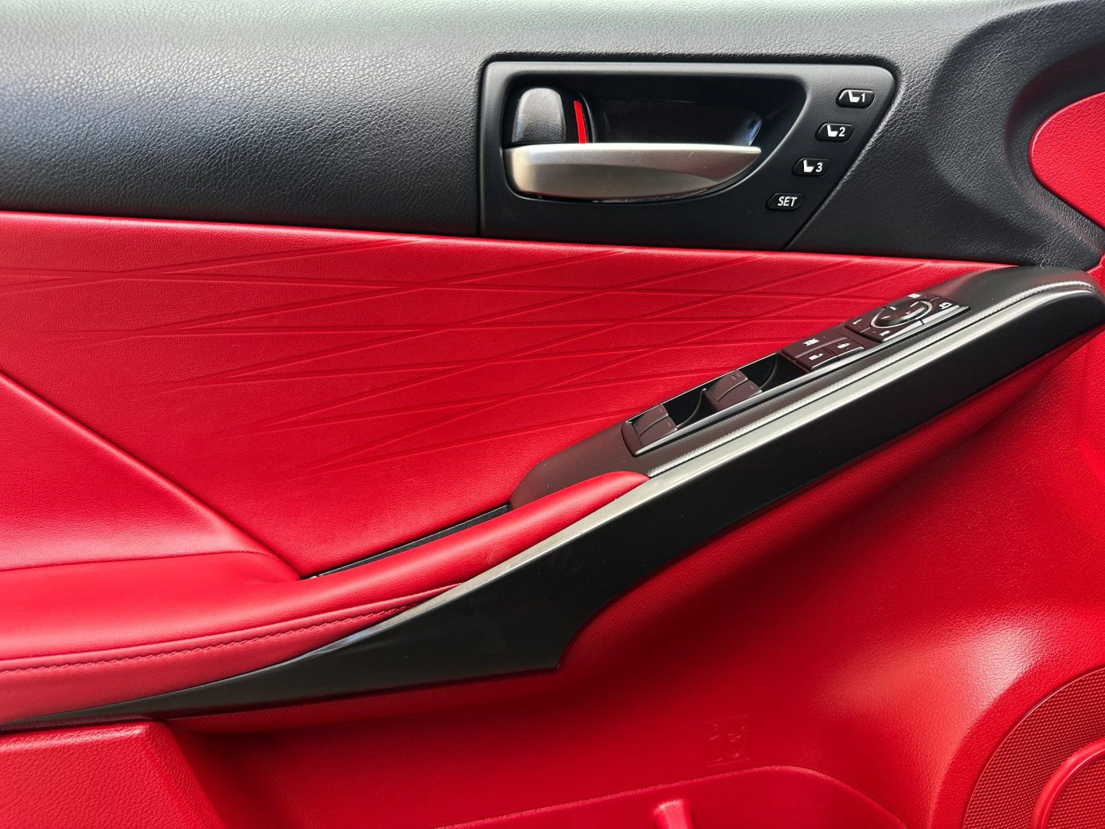 Used 2025 Lexus IS 350 F Sport image 11