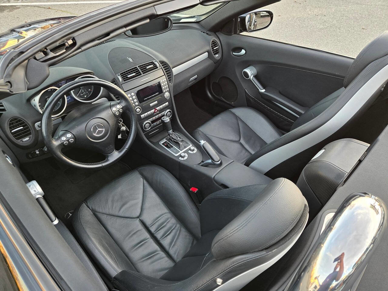 Used 2005 Mercedes-Benz SLK 350 image 37