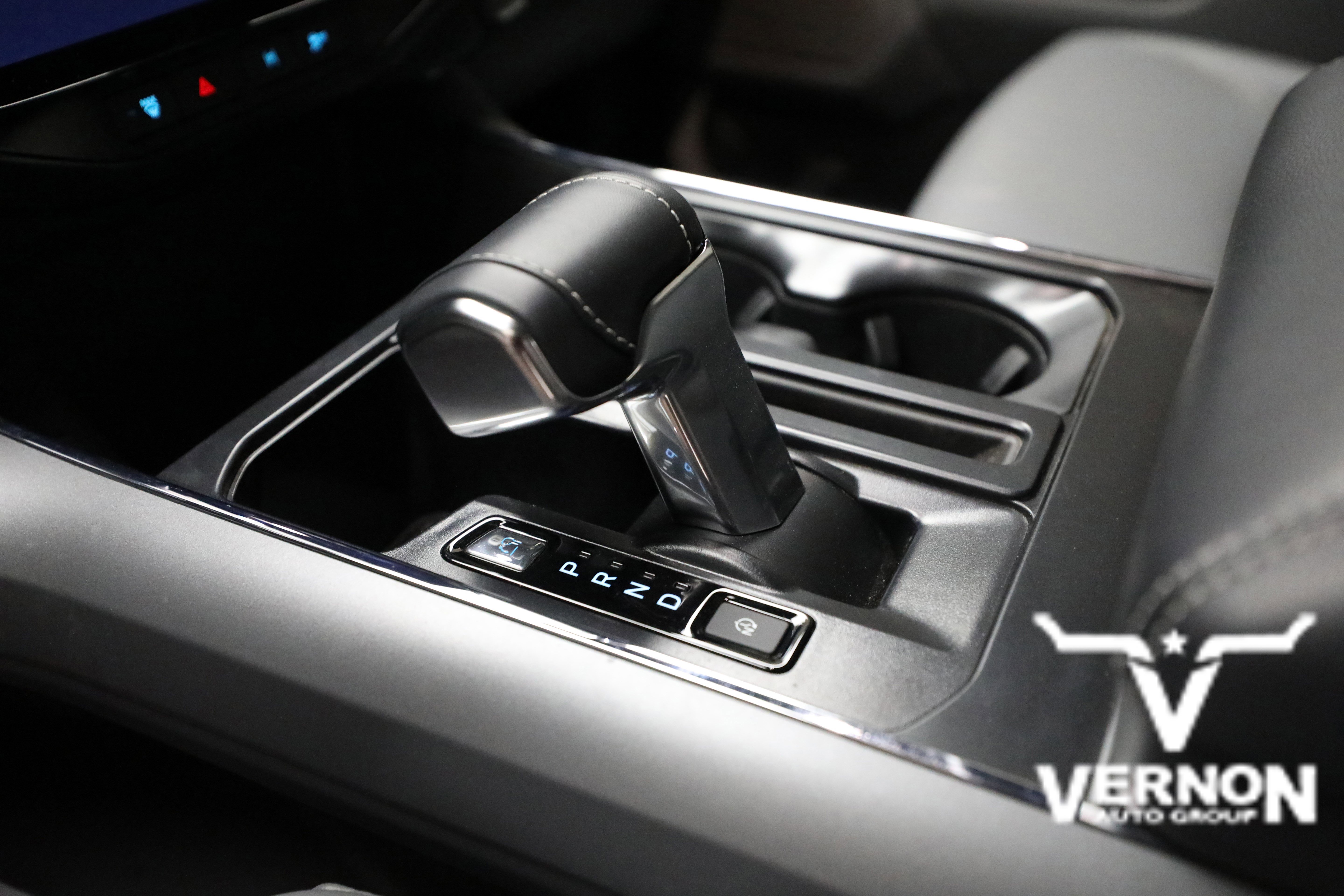 New 2025 Ford F150 Lightning Flash AWD/4WD image 16
