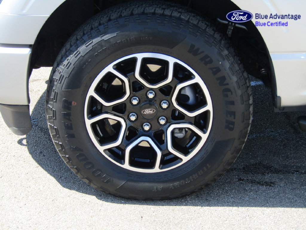 Used 2023 Ford F150 XLT w/ Equipment Group 302A High AWD/4WD image 7