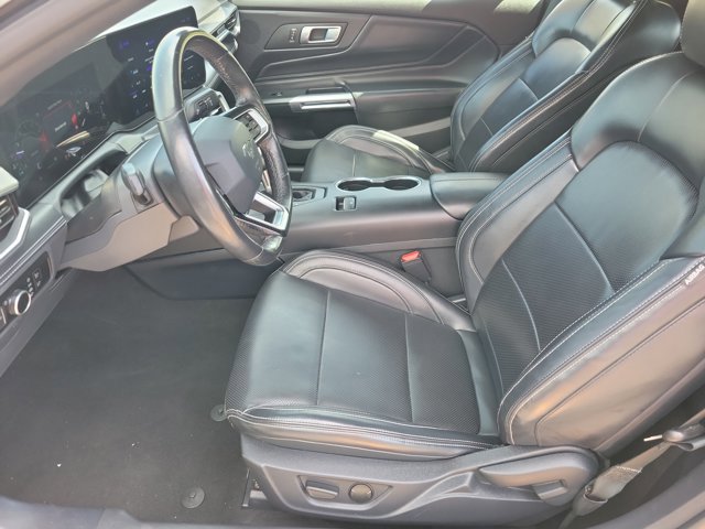 Used 2024 Ford Mustang Premium image 5