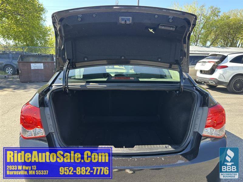 Used 2012 Chevrolet Cruze LS FWD image 25