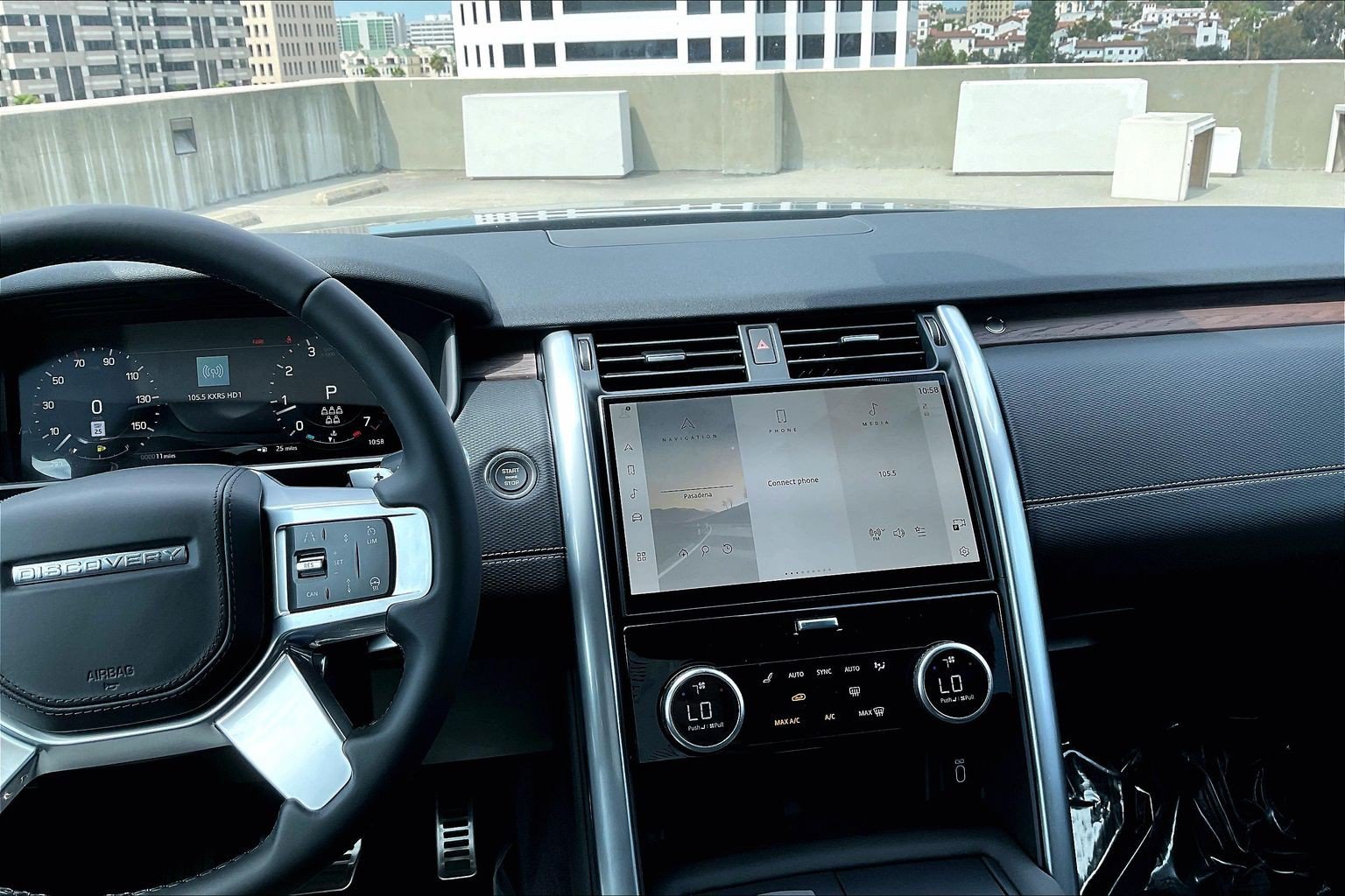 New 2026 Land Rover Discovery Dynamic SE AWD/4WD image 11