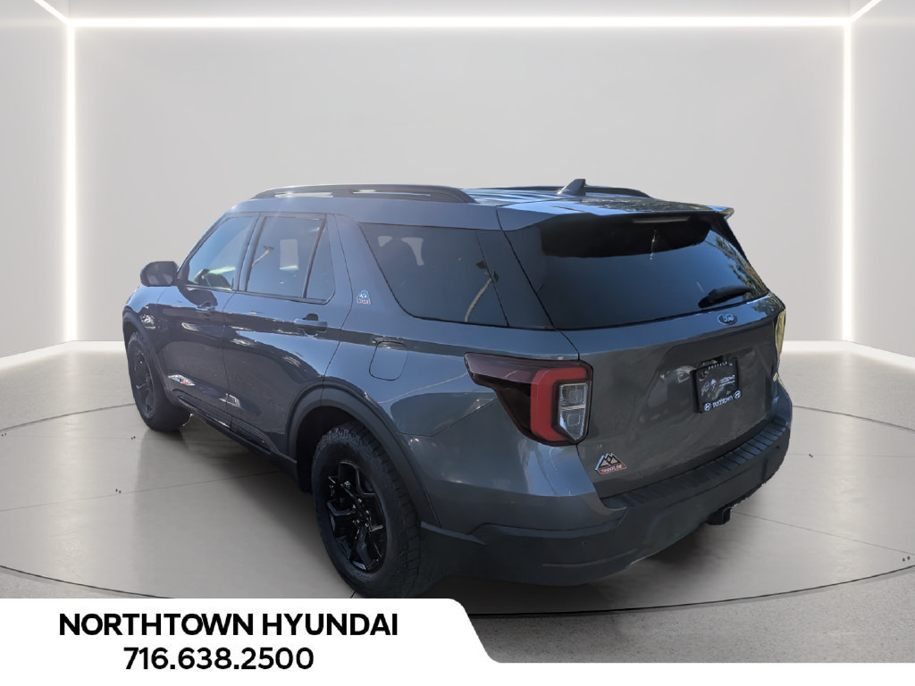 Used 2022 Ford Explorer Timberline AWD/4WD image 3