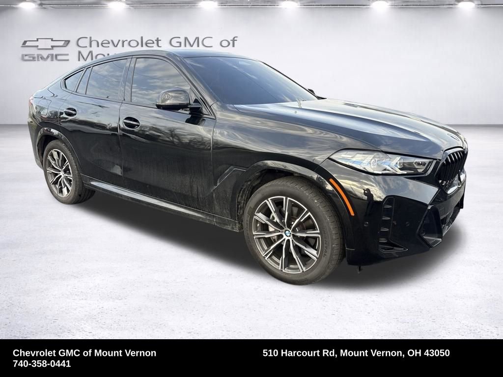 Used 2024 BMW X6 xDrive40i w/ Premium Package image 8
