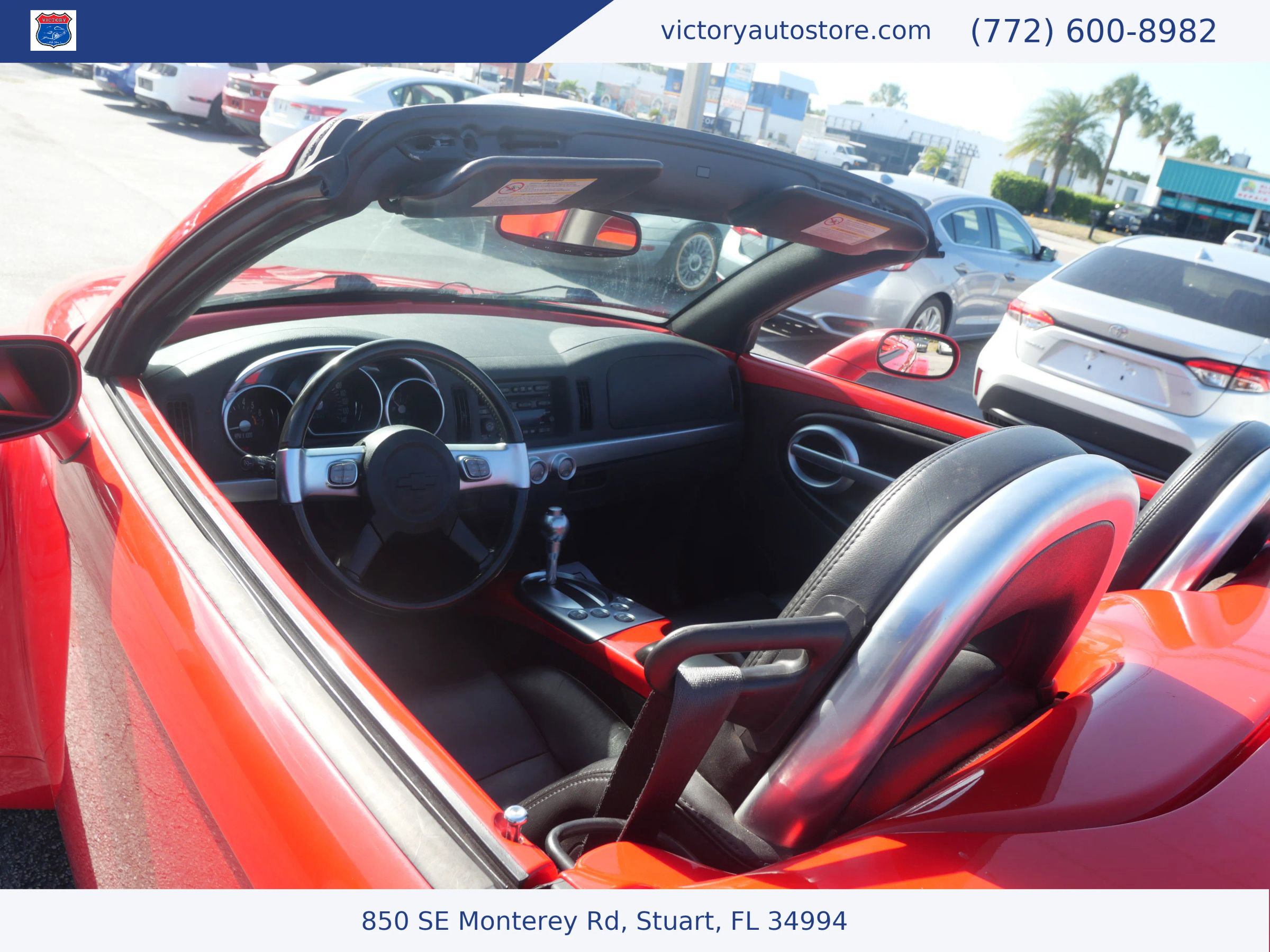 Used 2003 Chevrolet SSR w/ Preferred Equipment Group image 16