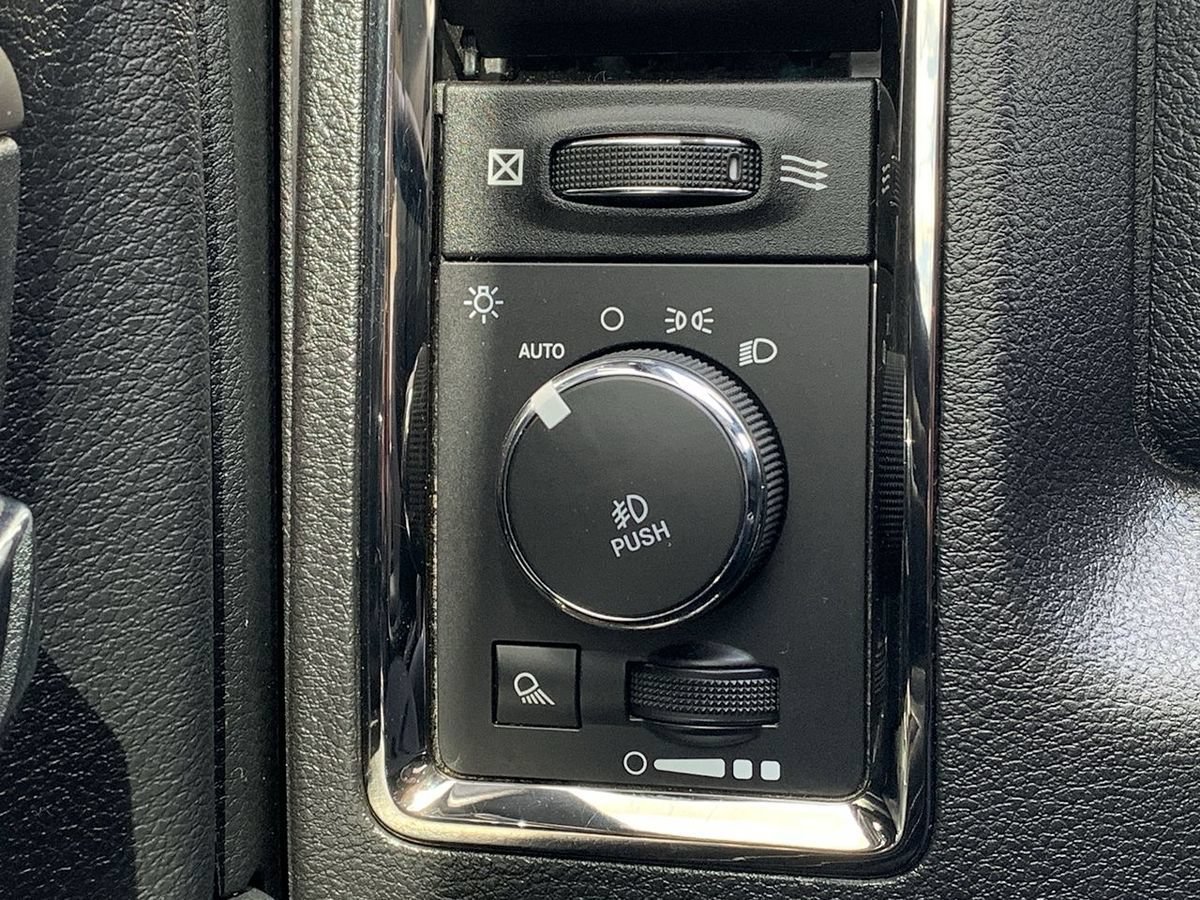 Used 2018 RAM 1500 Sport AWD/4WD image 17