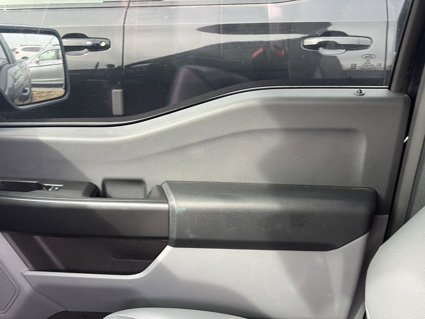 Used 2025 Ford F150 XL image 12