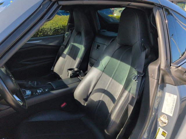 Used 2021 MAZDA MX-5 Miata RF Grand Touring RWD image 12