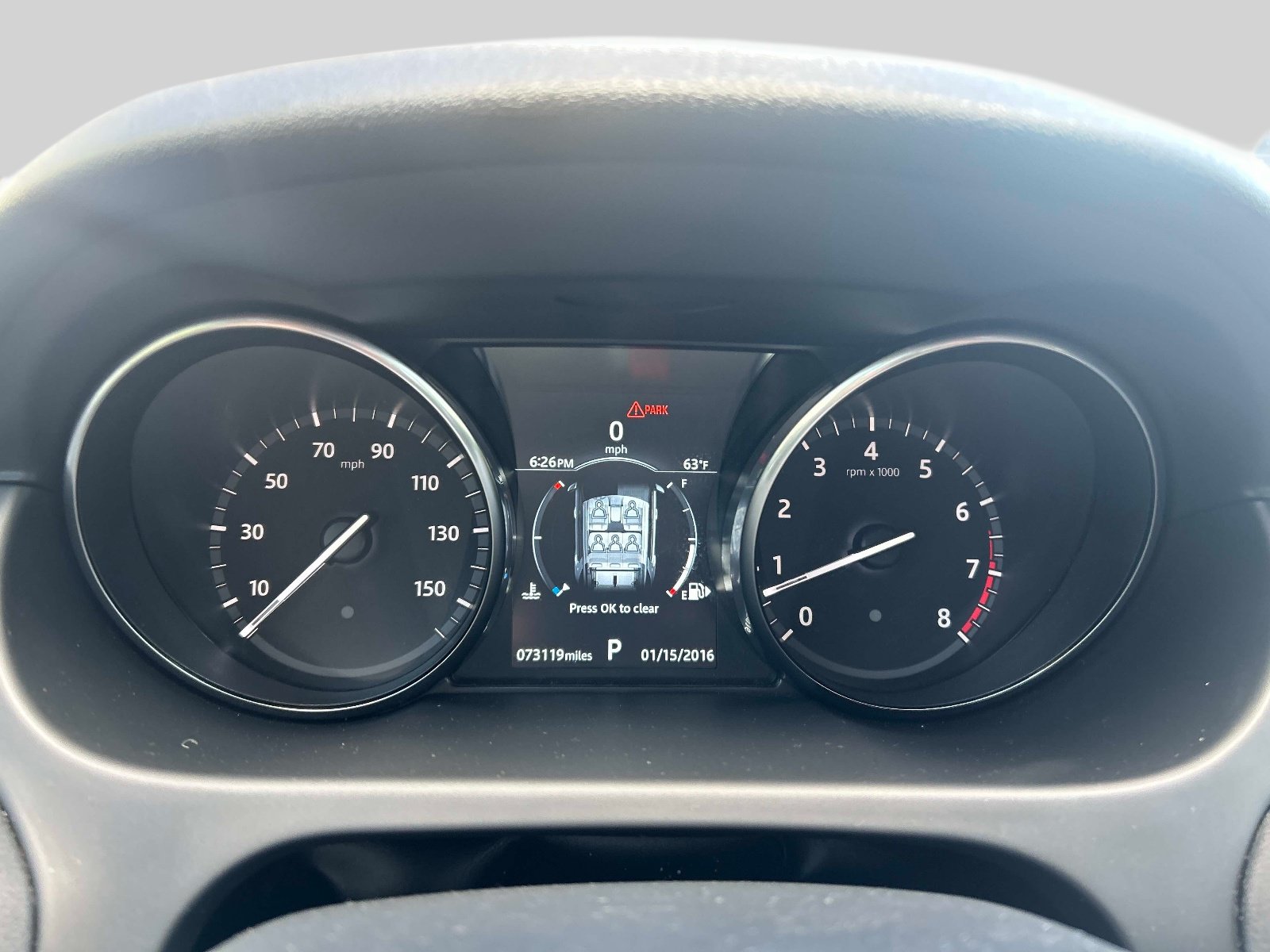 Used 2018 Land Rover Discovery Sport SE AWD/4WD image 26