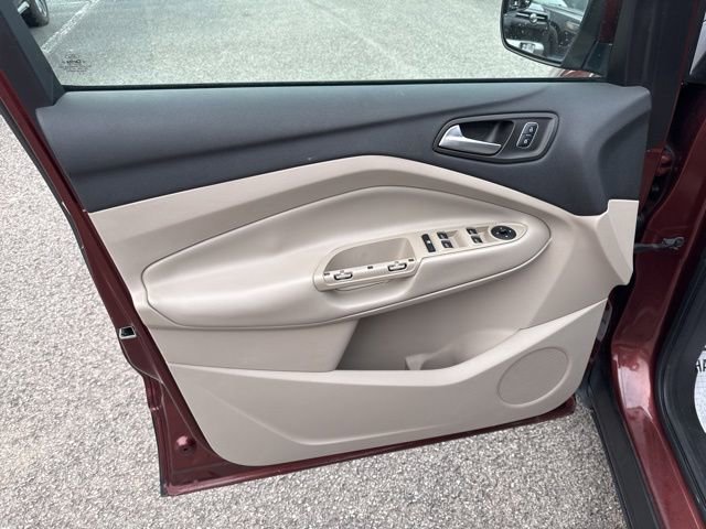 Used 2018 Ford Escape SEL image 17