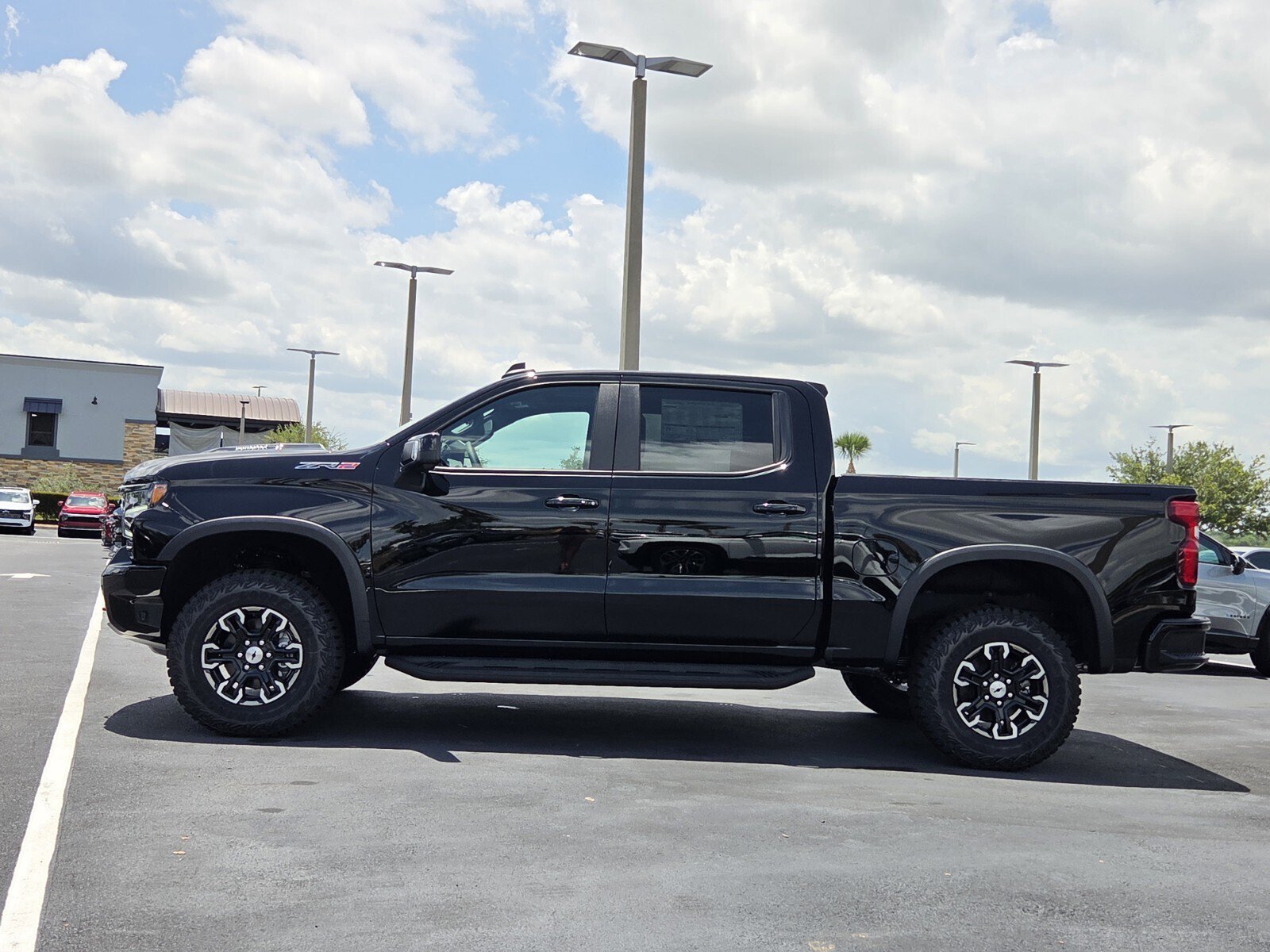 New 2026 Chevrolet Silverado 1500 ZR2 AWD/4WD image 3
