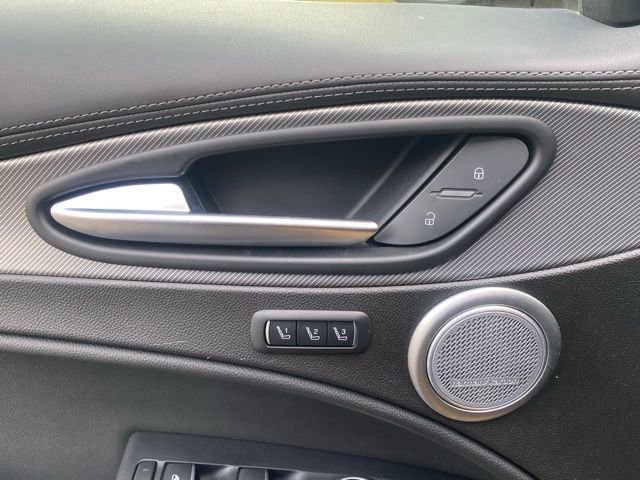 Used 2022 Alfa Romeo Stelvio Veloce image 20