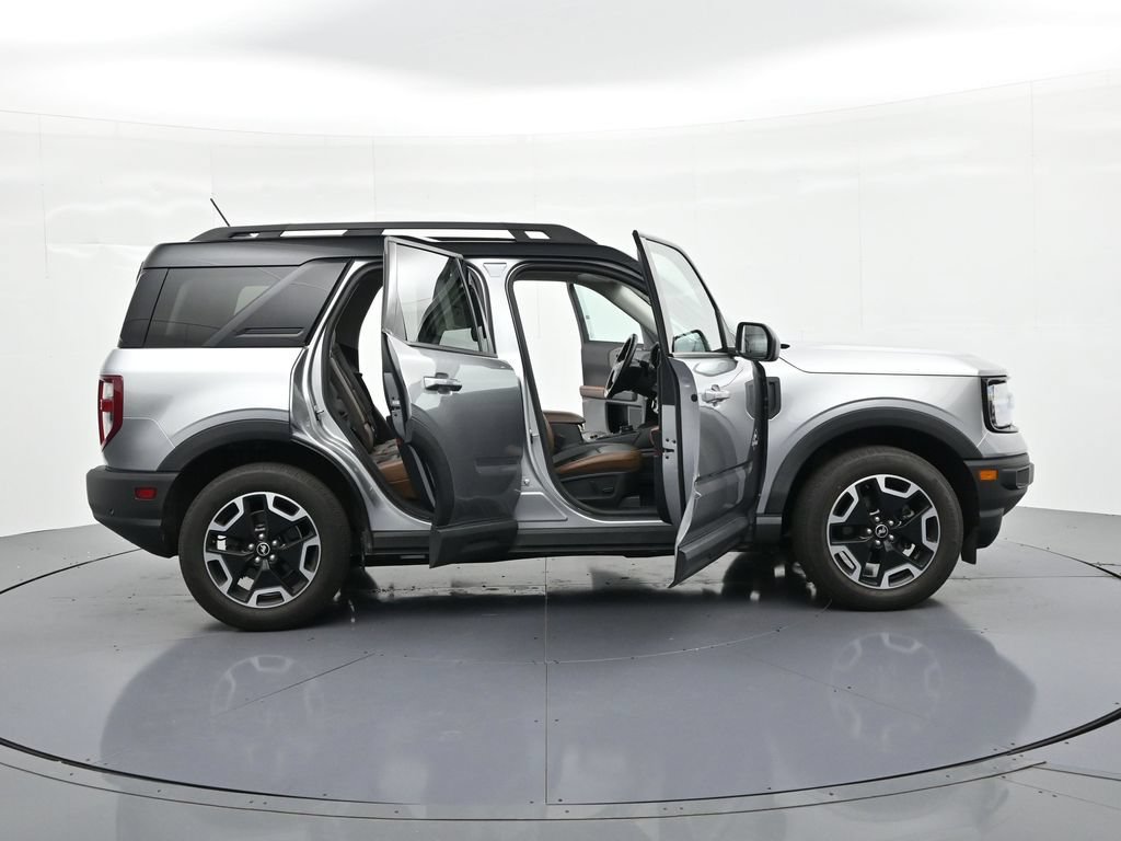 Certified 2023 Ford Bronco Sport Outer Banks w/ Tech Package AWD/4WD image 25