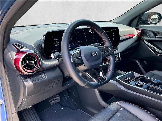 Used 2025 Chevrolet Equinox RS w/ Convenience Package III FWD image 14