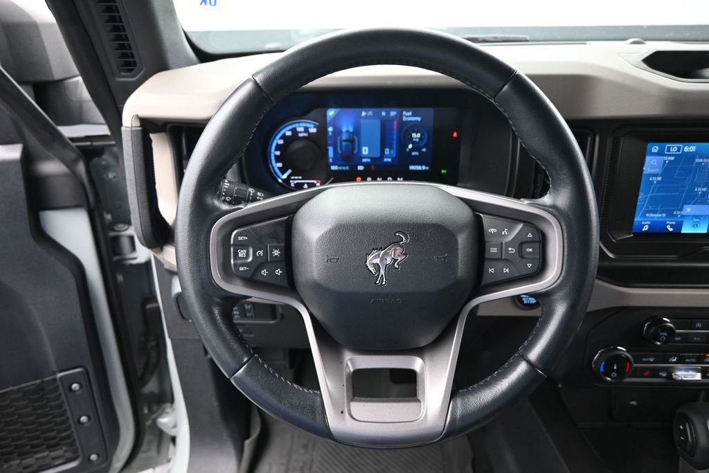 Used 2022 Ford Bronco Wildtrak AWD/4WD image 23