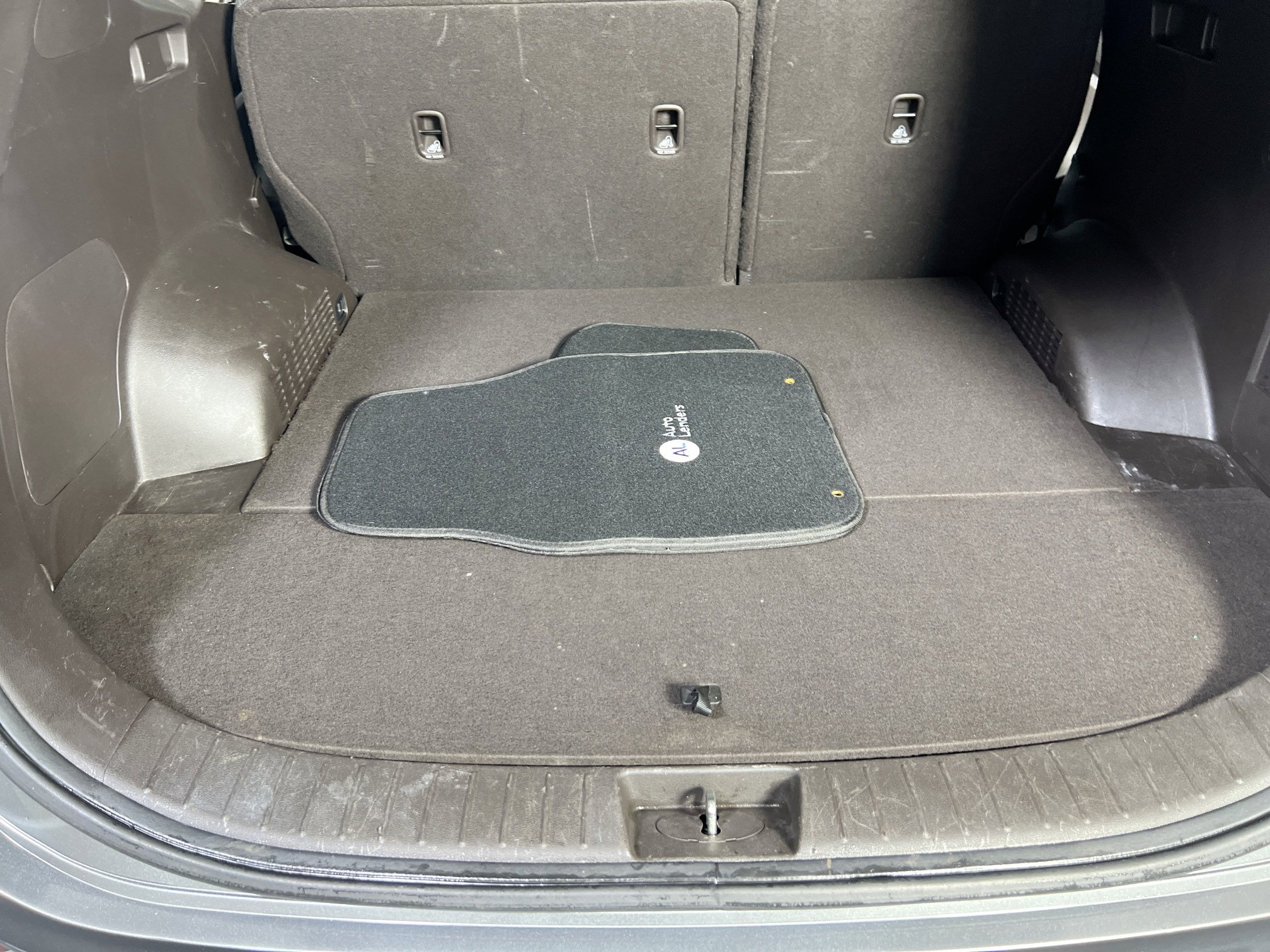 Used 2019 Hyundai Santa Fe SEL image 24