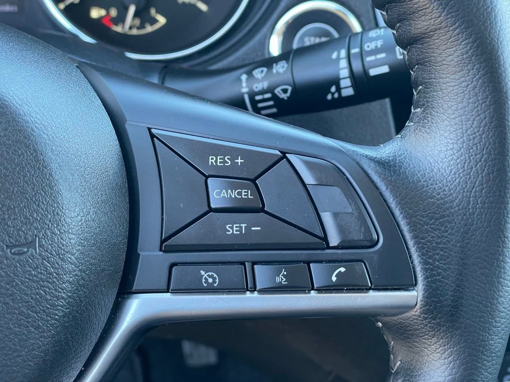 Certified 2021 Nissan Rogue Sport SV AWD/4WD image 16