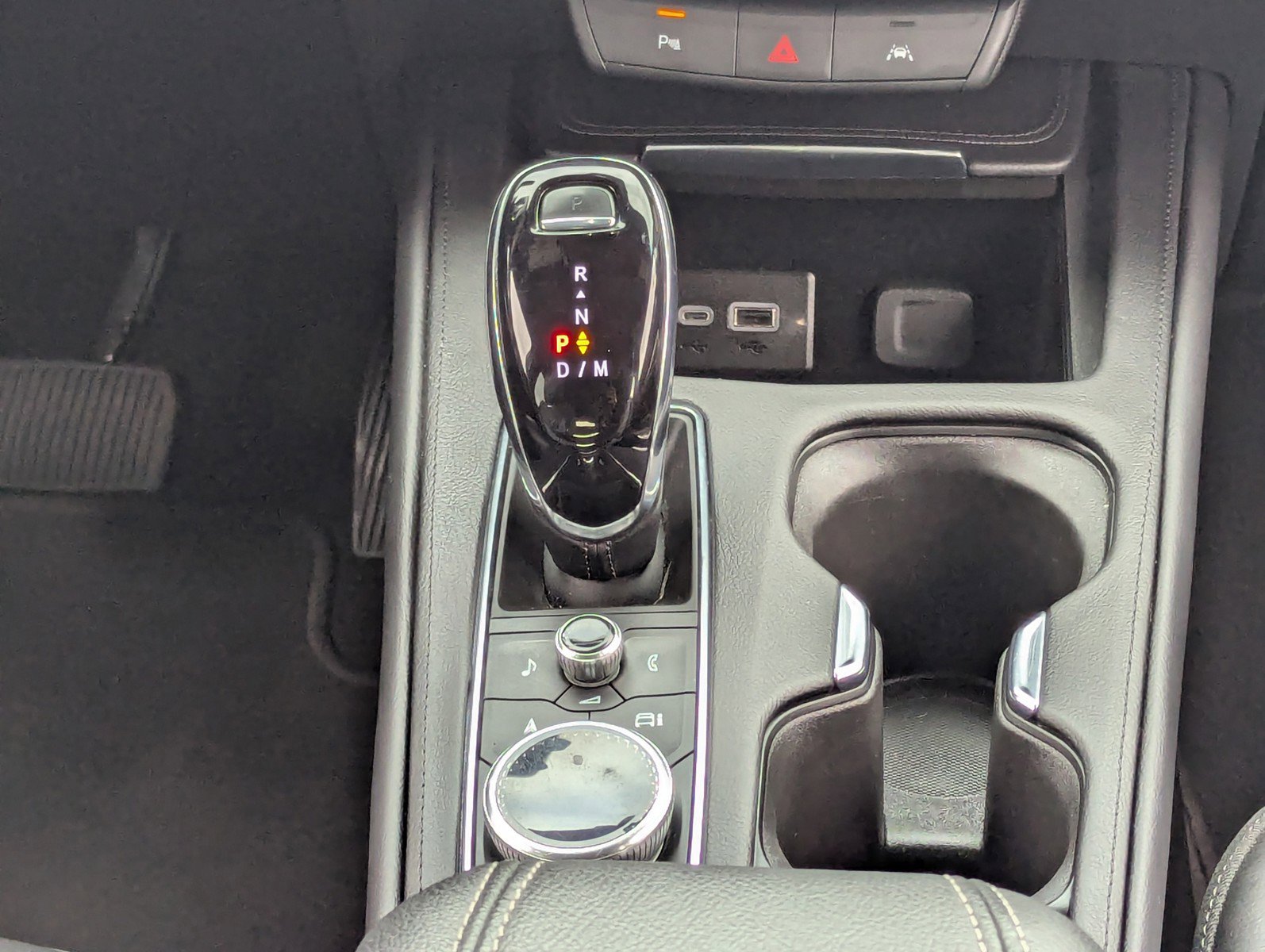 Certified 2024 Cadillac XT4 Premium Luxury image 21