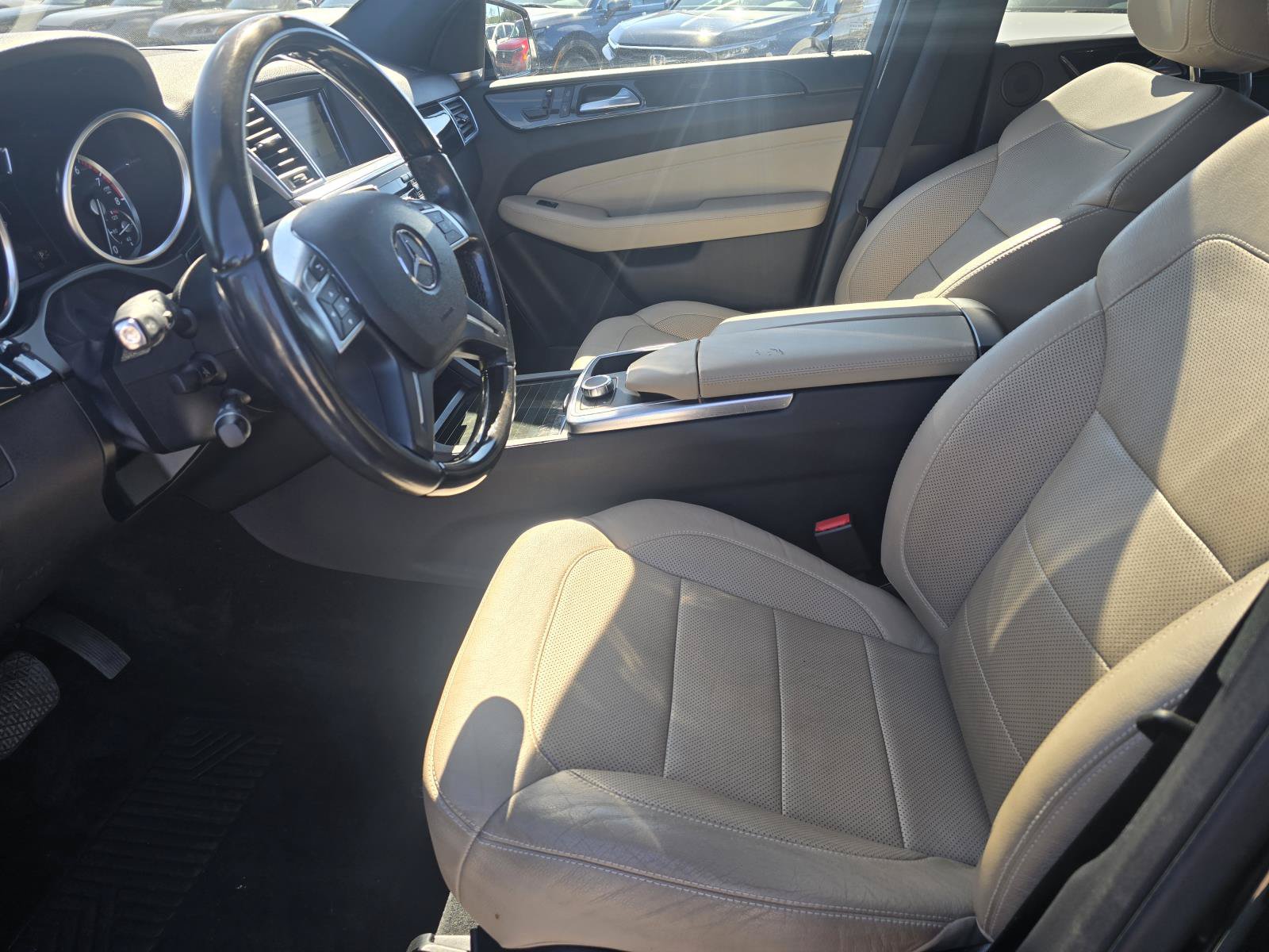 Used 2015 Mercedes-Benz ML 350 4MATIC image 10